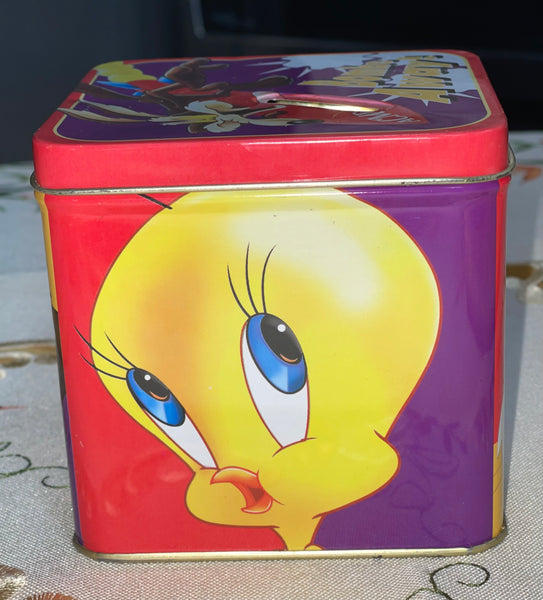 Vintage 1997 Tin Coin Bank Warner Bros Looney Tunes