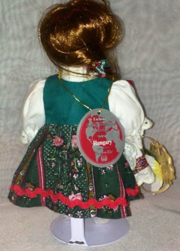 Hungry Ceramic Doll "Exclusive Dolls Of The World Hungry 2001"