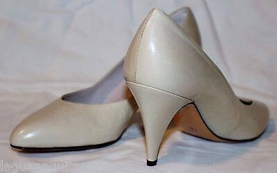 CHANTAL Leather Pumps Nude Size 8.5 AA Narrow