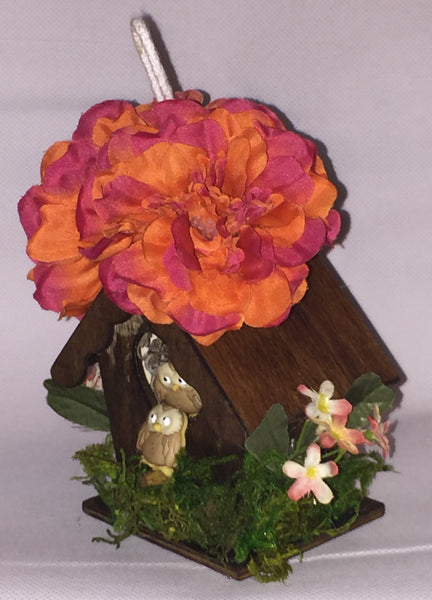 Handcraft Decorated Floral Mini House