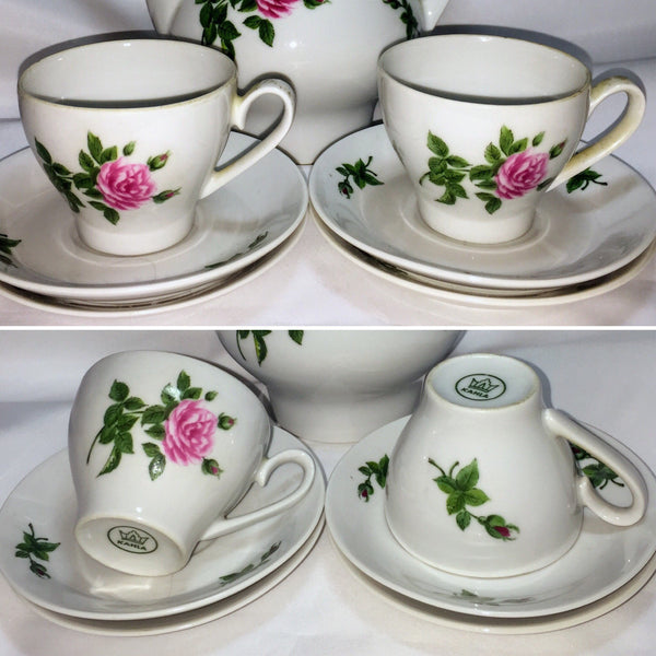 Vintage Kahla Made in Germany Rose Pattern Design TeaPot 2 Cups Saucers