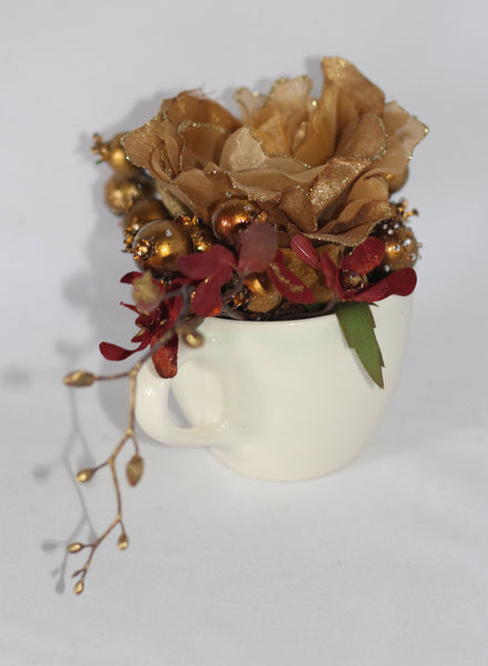 Handcraft Beautifully Decorated Ceramic Floral Decor in a Cup