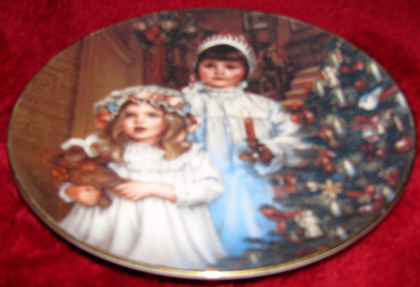 RECO “Christmas Magic” Month of December Collectible Plate #1954CM