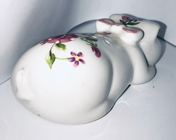 Potpourri Holder by AVON Porcelain Sleeping Pig