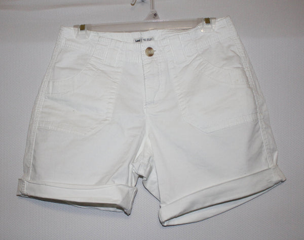 LEE Shorts White Bermudas Just Below the Waist Size 4