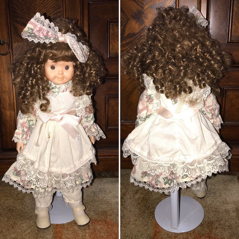 Gorgeous Collectible Vintage Victorian Porcelain Ceramic Doll