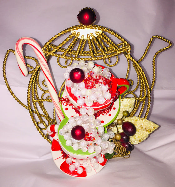 Handcraft Christmas Decor Cups in a Teapot