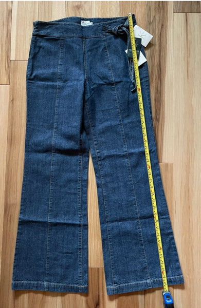 Blue Jeans Calvin Klein Size 8